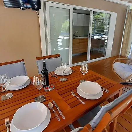 Mina Summerhouse Chalet *
